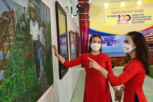 Trường Trung cấp Mỹ thuật - Văn hóa Bình Dương tròn 120 năm tuổi