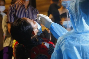 Công ty bị phản ánh trừ phí xét nghiệm COVID-19 ‘khủng’ nói gì?