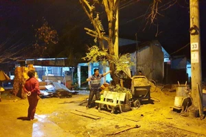 Hai thợ hồ ở Bình Dương chết thương tâm nghi bị điện giật