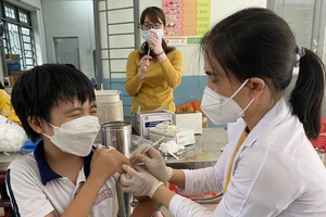 Bình Dương ghi nhận ba trường hợp nhiễm biến thể mới của COVID-19