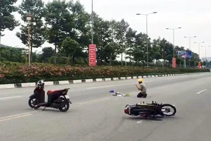 Va chạm với xe ba gác, cô gái trẻ ở Bình Dương tử vong 