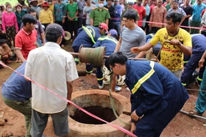Thương tâm: 2 người tử vong dưới giếng nước khi kiểm tra máy bơm