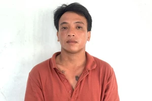 Người chém chết vợ hờ ở Bình Dương ra đầu thú