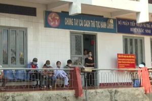 8 cán bộ bị đình chỉ công tác vì bị dân tố có dấu hiệu nhũng nhiễu 