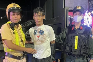 Tổ tuần tra đặc biệt 171 Bình Dương bắt người vừa trộm xe máy