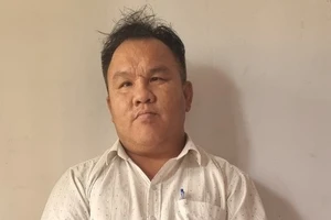 Giả quyết định của chủ tịch tỉnh để lừa đảo cả chục tỉ đồng