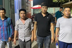 Bắt nhóm trộm xe phá khóa smartkey ở Bình Dương