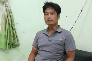 Đập phá phòng trọ vì nghi ngờ người yêu đi khách sạn