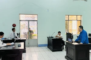 Cầu thủ bóng đá bị trộm đồng hồ Rolex trị giá hàng trăm triệu