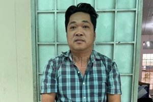 Bắt giữ người thuê xe tự lái, đem cầm lấy 300 triệu rồi bỏ trốn