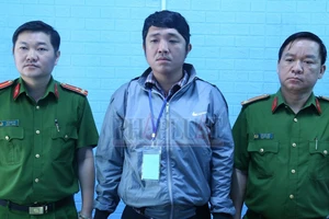 Bình Dương: Bắt giám đốc 1 công ty bất động sản