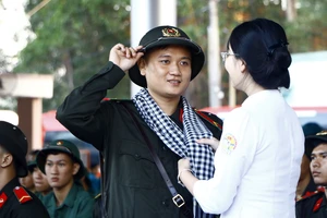 Bình Dương: Hơn 2000 thanh niên lên đường nhập ngũ