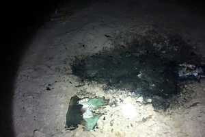 Bình Dương: Người đàn ông bốc cháy bí ẩn trong đêm