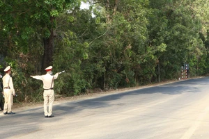 Giám đốc Công an Bình Dương chỉ đạo xử lý nghiêm vi phạm giao thông