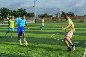 Bình Dương: 20 đội bóng tranh tài tại Giải bóng đá Nam Thanh niên công nhân