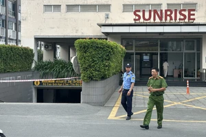 Bình Dương: Nổ dưới tầng hầm chung cư, ít nhất hai người bị thương nặng