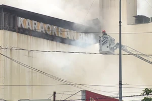 Khởi tố thêm 2 người vụ cháy karaoke An Phú khiến 32 người chết