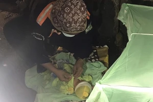 Bình Dương: Lại thêm bé sơ sinh bị bỏ rơi