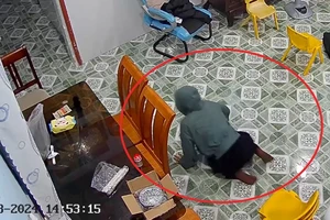 Bình Dương: Trộm đột nhập tiệm nail ‘cuỗm’ hơn 1 cây vàng