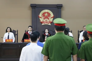 Clip: Tòa tuyên án đối với 6 bị cáo trong vụ cháy karaoke An Phú