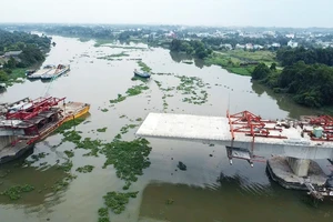 Cận cảnh cầu Bình Gởi trên tuyến Vành đai 3 sắp được hợp long
