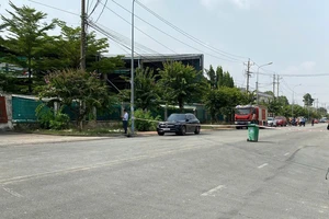 Sập nhà xưởng ở Bình Dương, ít nhất 2 người tử vong