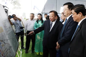 Khởi công đường Vành đai 4 TP.HCM đoạn qua Bình Dương 