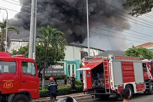 TPHCM: Cháy tại một công ty ở KCN Nam Tân Uyên