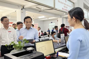 Bí thư Trần Lưu Quang: Ưu tiên xây dựng trường lớp cho phường Dĩ An