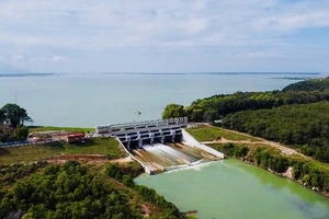 Hồ Dầu Tiếng tiếp tục xả lũ, cảnh báo ngập cục bộ ven sông Sài Gòn