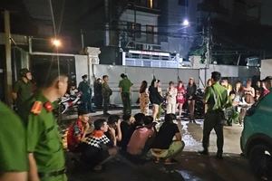 Quán karaoke có 21 nữ nhân viên dưới 18 tuổi