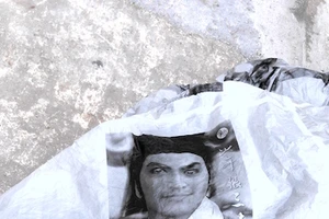 Quảng Nam: Quả cầu lạ mang nhiều chữ Trung Quốc rơi xuống nhà dân