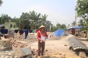 Yêu cầu PGĐ Trung tâm Phát triển quỹ đất xin lỗi dân