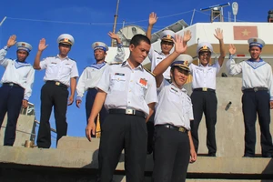 Những giọt nước mắt tại Gạc Ma - Cô Lin 