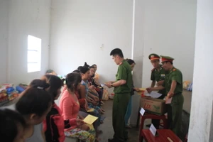 Đà Nẵng: Đưa phiếu bầu đến từng buồng giam 