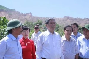 Dân kêu trời, Thường trực Ban Bí thư tới thẳng mỏ đá thị sát