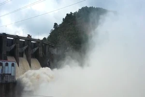 136 hồ tại Quảng Bình đang tràn tự do và xả lũ