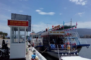 Gia hạn hoạt động cho nhiều tàu du lịch trên sông Hàn 