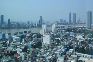 Đà Nẵng phải sánh ngang Singapore, Hong Kong