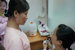 Lần đầu tiên Việt Nam có ngân hàng sữa mẹ 