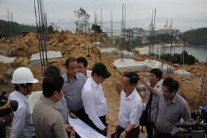 Yêu cầu đập bỏ 40 móng biệt thự tại Sơn Trà