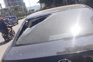 Hàng loạt ô tô người dân Đà Nẵng bị kẻ xấu đập phá