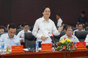 Số phận làng Đại học vẫn còn phải chờ