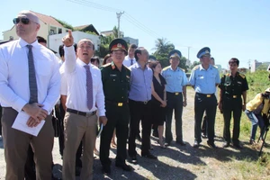 Bàn giao 12,7ha đất đã xử lý dioxin tại sân bay Đà Nẵng