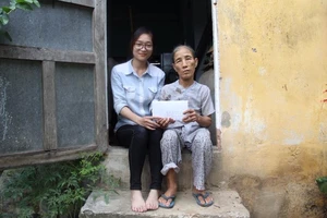 Bạn đọc hỗ trợ người phụ nữ chỉ nặng 26kg