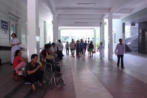 BV Đà Nẵng kiểm điểm bác sĩ đùa giỡn trong ca trực