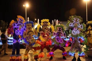 Đến Đà Nẵng đón Trung thu trong không gian cổ tích