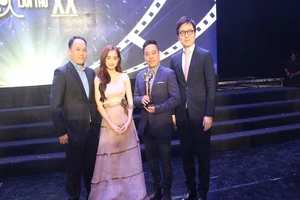 'Em chưa 18' đoạt Bông sen vàng