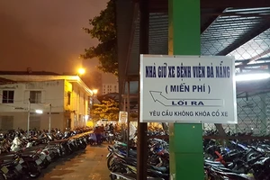 Đại biểu Đà Nẵng tranh luận về phí giữ xe bệnh viện 