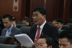 'Phải kiên quyết bảo vệ lẽ phải, lãnh đạo chính trực'